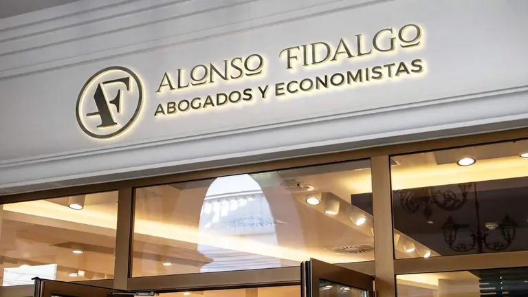 Alonso Fidalgo, Abogados y Economistas